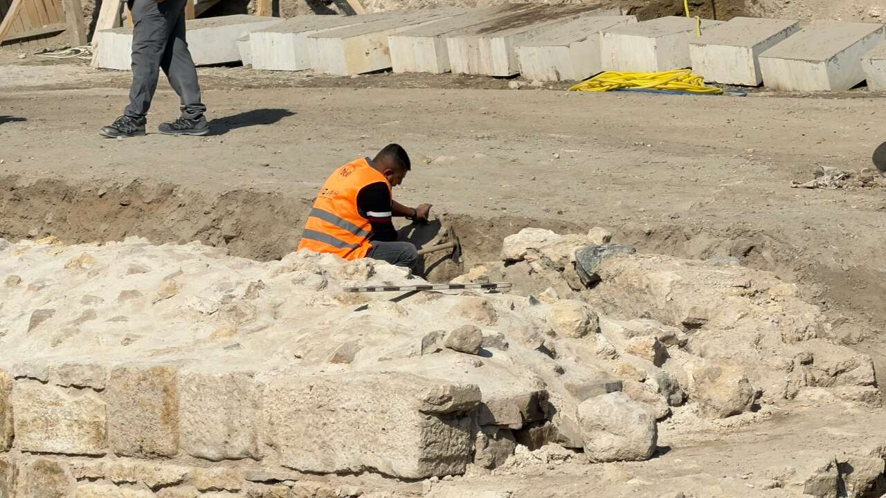 Konya'da tarihin kapısı aralandı! 25 metrelik dev yapı gün yüzüne çıktı 14